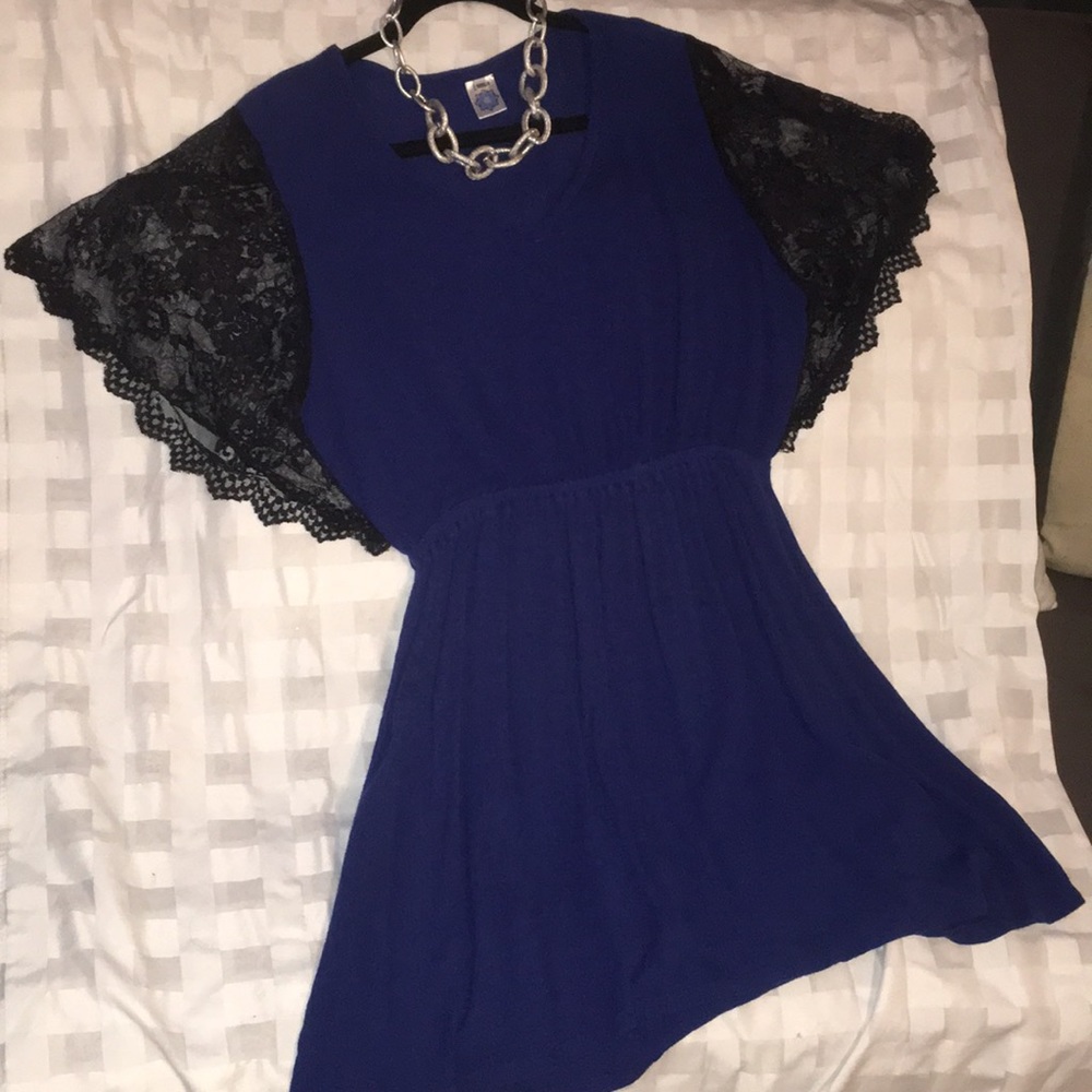 Sexy short Lotus dress with short lance sleeve